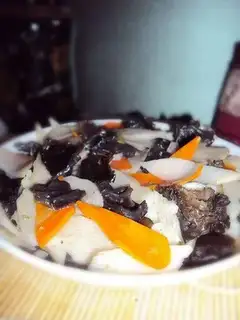 stir-fried yam with fungus