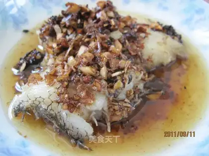 Pan-fried cod with garlic