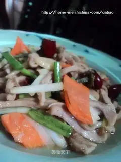 Hot and sour leek yellow belly shredded