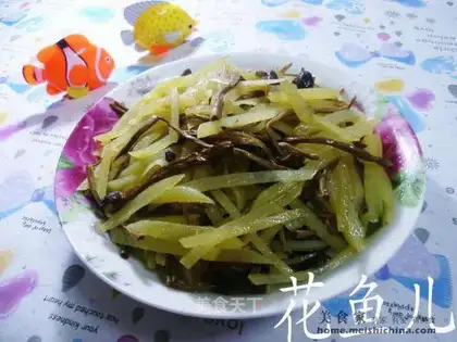 Tea mushrooms with potatoes