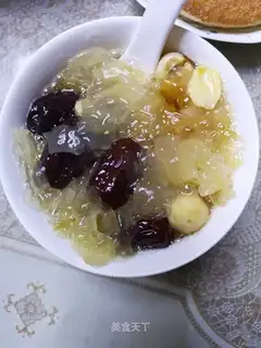 The silver spoon of red dates