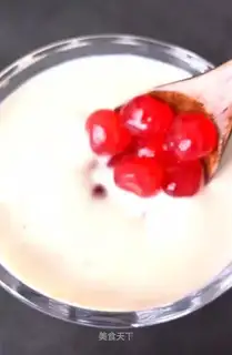 Sakura milk tea