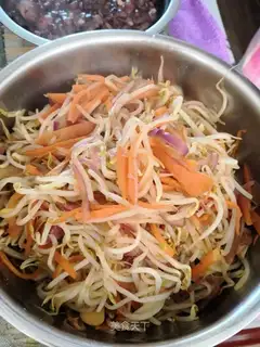 The green bean sprouts
