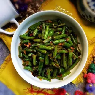 Garlic beans