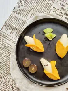Banana buns