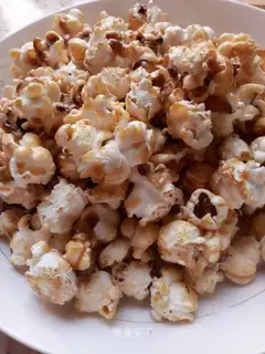 Caramel popcorn
