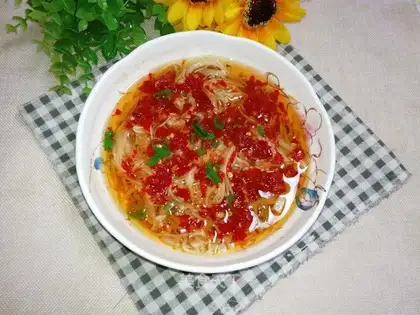A pepper-stealing needle mushroom
