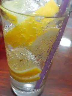 Lemon soda
