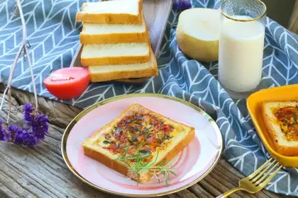 Breakfast toast