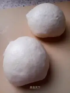 White buns