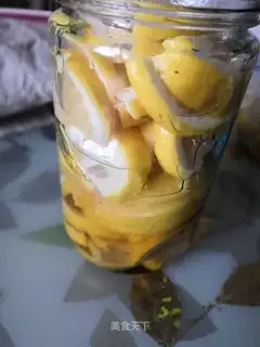 Honey Lemon