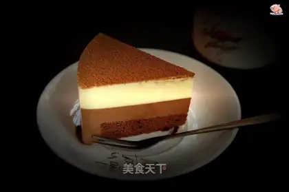 Black and white chocolate mousse cake