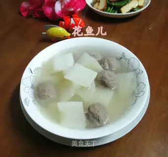 Pit-ball radish soup