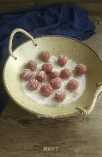 Tasty mountain balls