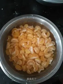 Honey orange silver ear soup