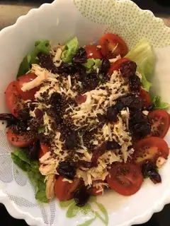Sour chicken salad