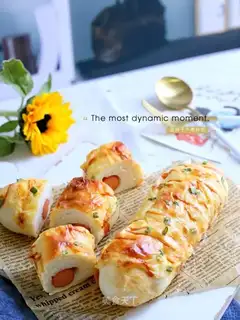 Sausage rolls