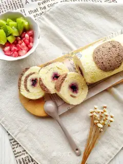 Cowcake roll
