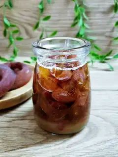 Honey tomatoes