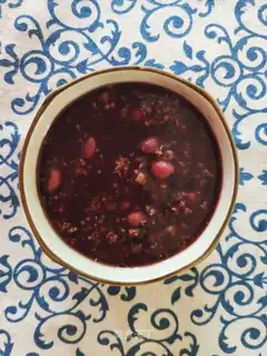 Red bean, black rice, peanut oatmeal