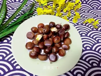 Boiled chestnuts
