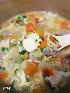 Tomato beef soup