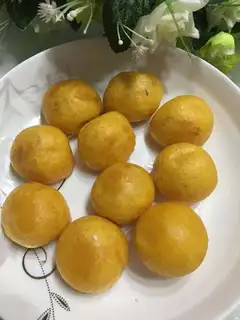 Cheese melon ball