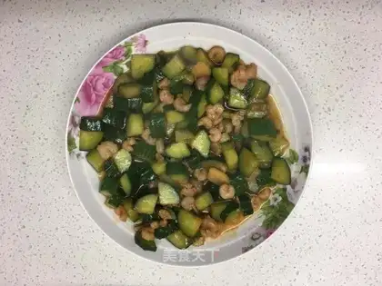 Shrimp cucumber