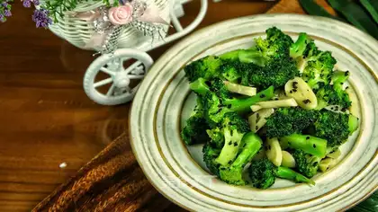 Garlic broccoli