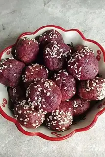 Potato rice sesame ball