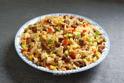 Black pepper beef egg fried rice