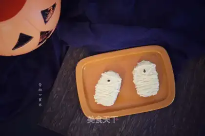 Halloween mummies