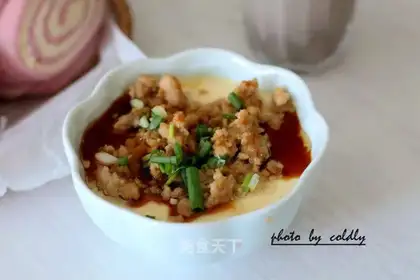 Meatwater steamed eggs