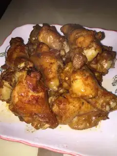 Roasted chicken wings