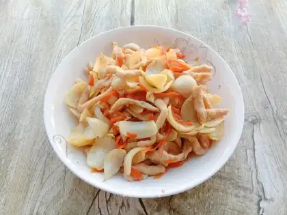 Carrot lilies