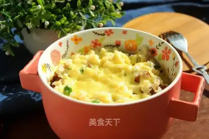 Cheese and spicy meat