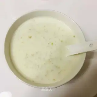 Milk oatmeal