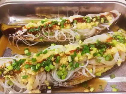 Garlic fan steamed eggplant