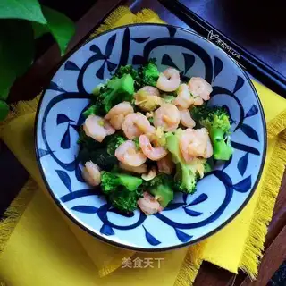 Shrimp fried broccoli
