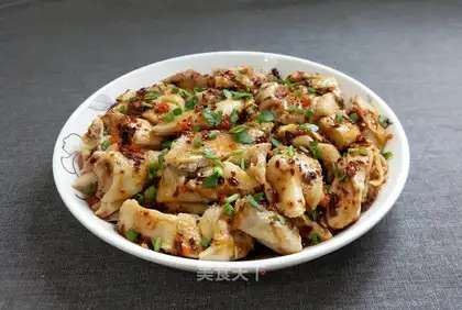 White chicken with sauce