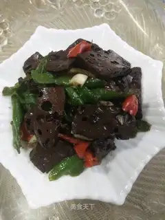 Piggy blood