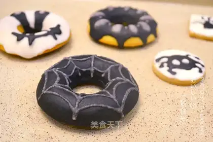 Halloween frosting doughnuts
