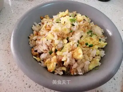 Garlic fried rice