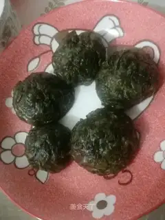 Red potato leaf nest