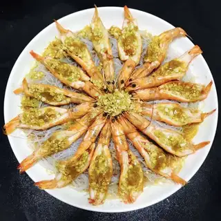 Garlic fan steamed shrimp