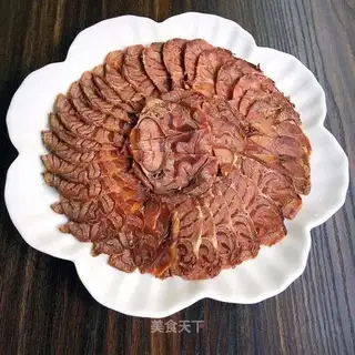 Soy sauce, fragrance beef