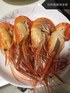 Boiled freshwater shrimp