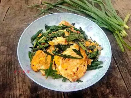 Oh, God-mother's making eggs