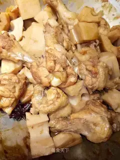 Lian Yu's wings
