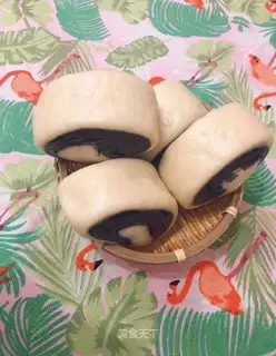 Double-coloured buns
